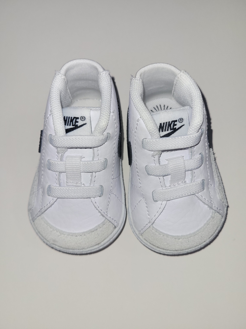 Nike Infant Baby Sz 1 Blazer Sneakers Shoes White Black - Picture 2 of 4